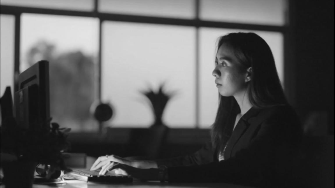 Apprenants en session de groupe en ligne